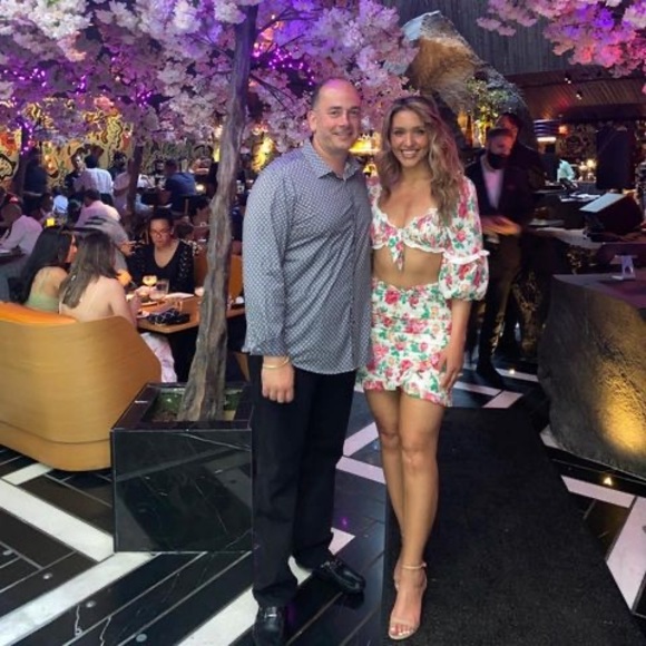 Meet your Posher, Nicole - Picture 1 of 1